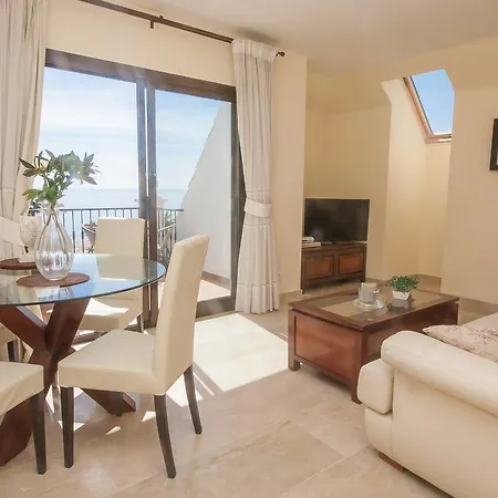 Marina Real 434 *